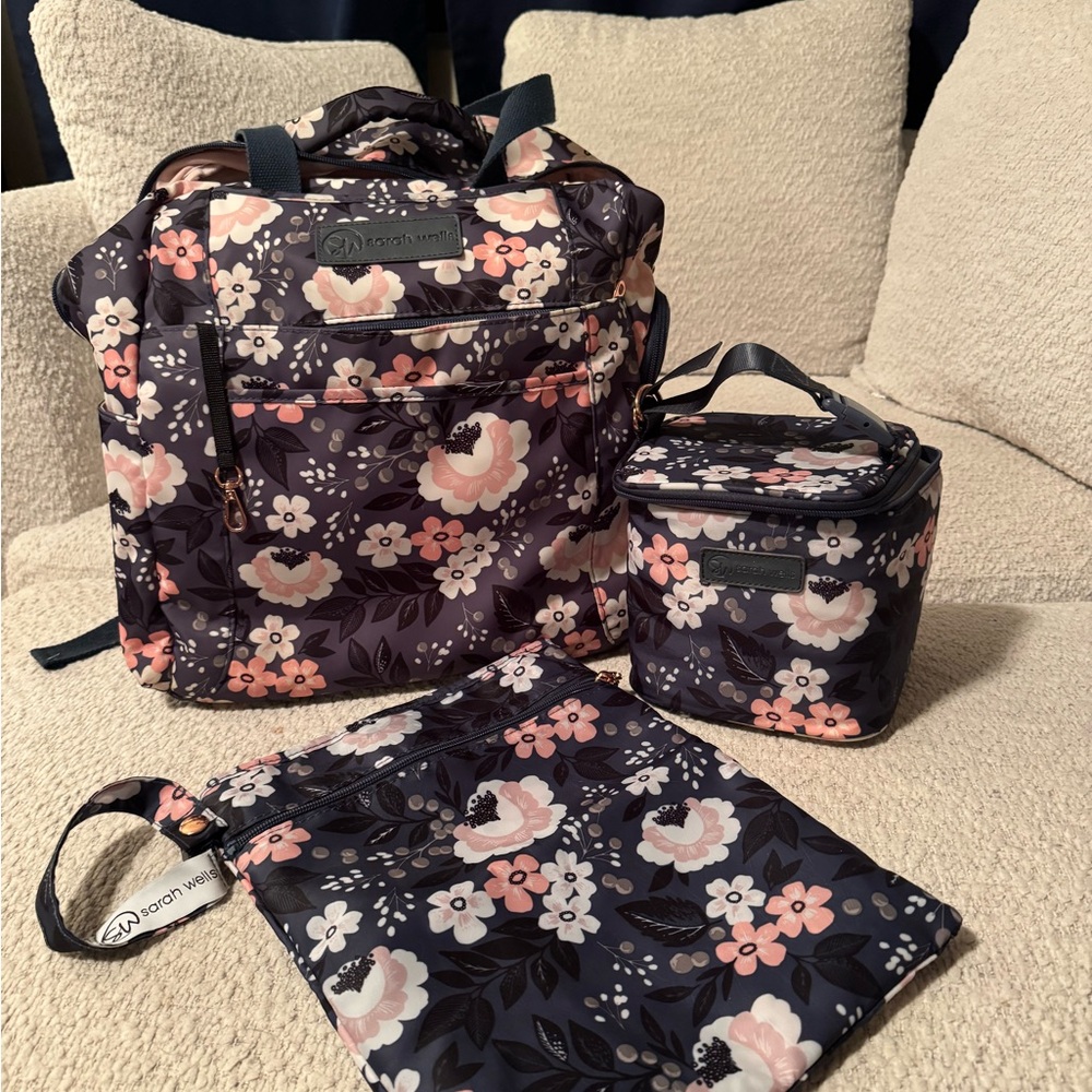 Sarah Wells Breast Pump Backpack Set